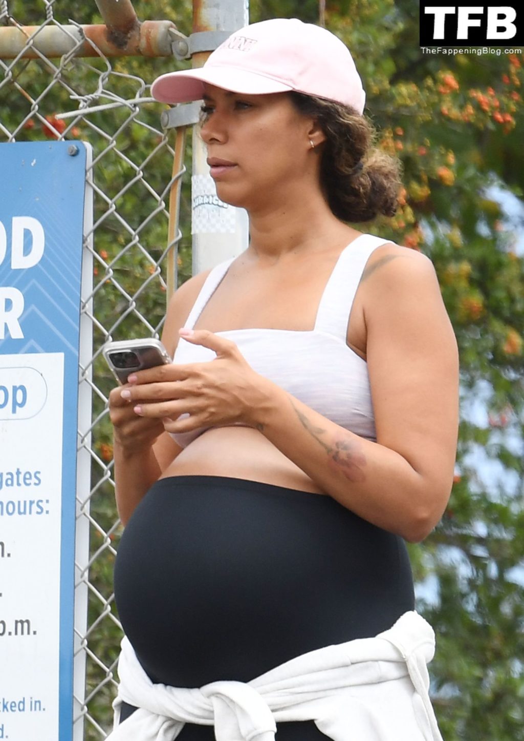Leona Lewis Shows Off Her Huge Baby Bump in LA (33 Photos)