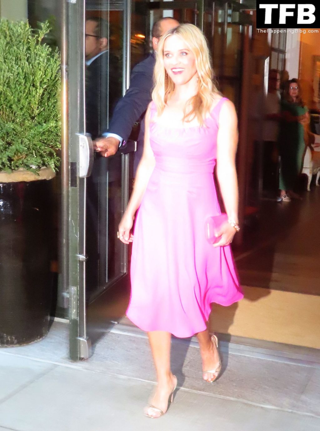 Reese Witherspoon Looks Hot in Pink at the “Where The Crawdads Sing” Premiere in NYC (65 Photos)