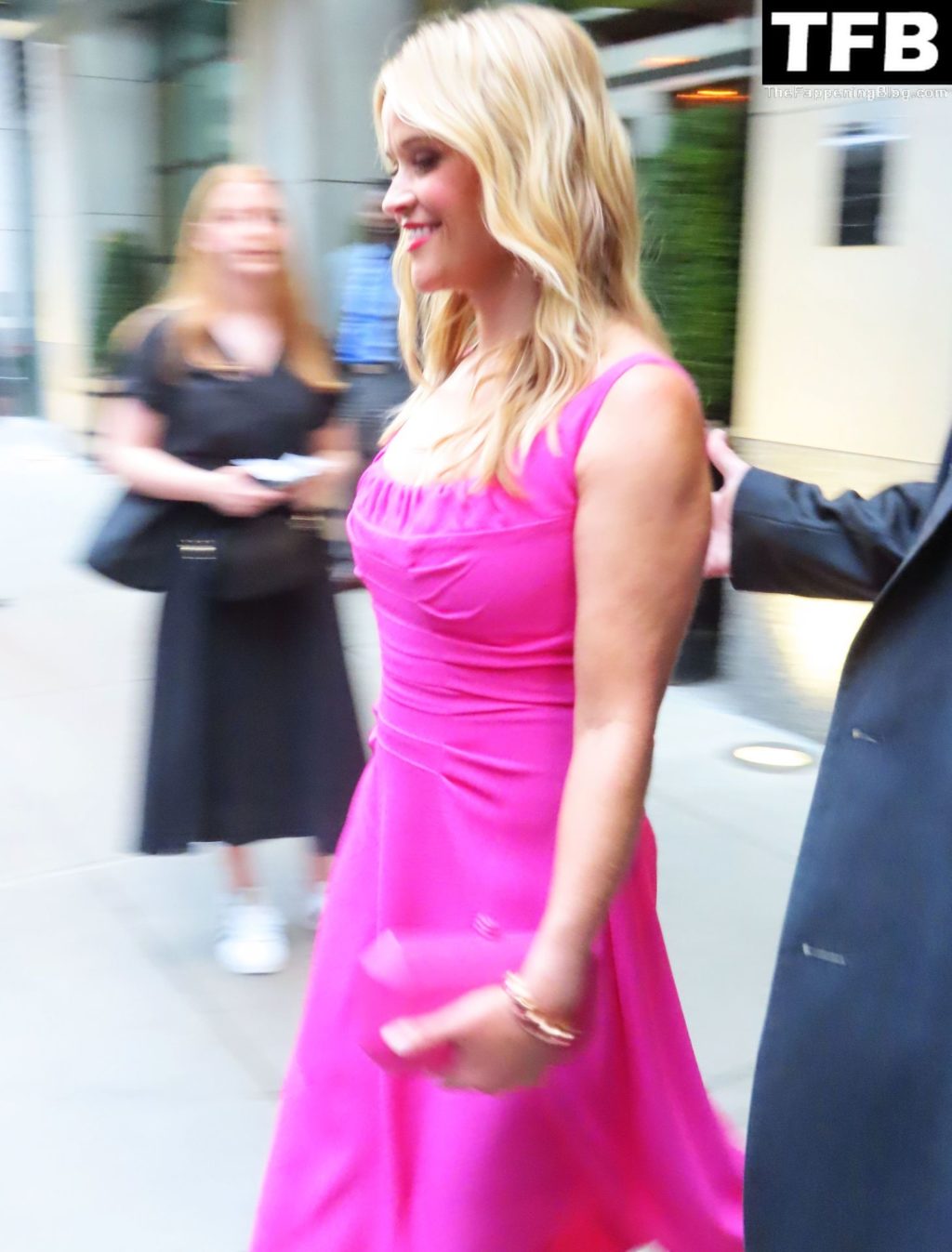 Reese Witherspoon Looks Hot in Pink at the “Where The Crawdads Sing” Premiere in NYC (65 Photos)