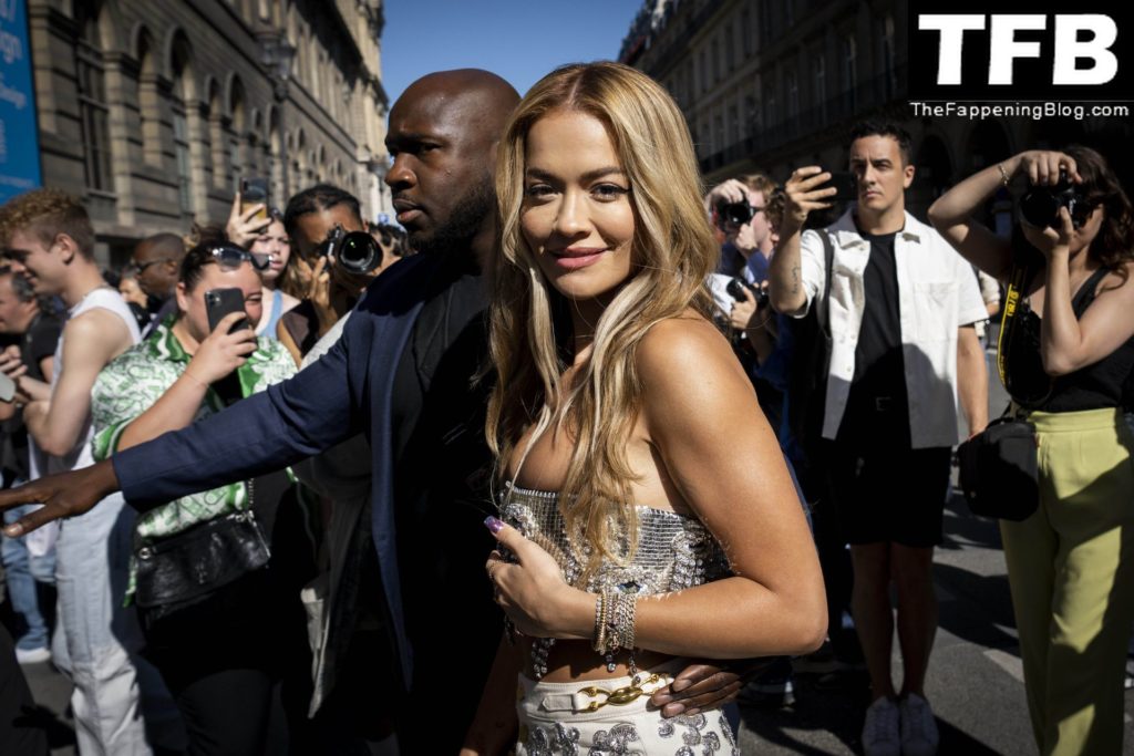Rita Ora Flaunts Her Nice Cleavage in Paris (156 Photos)