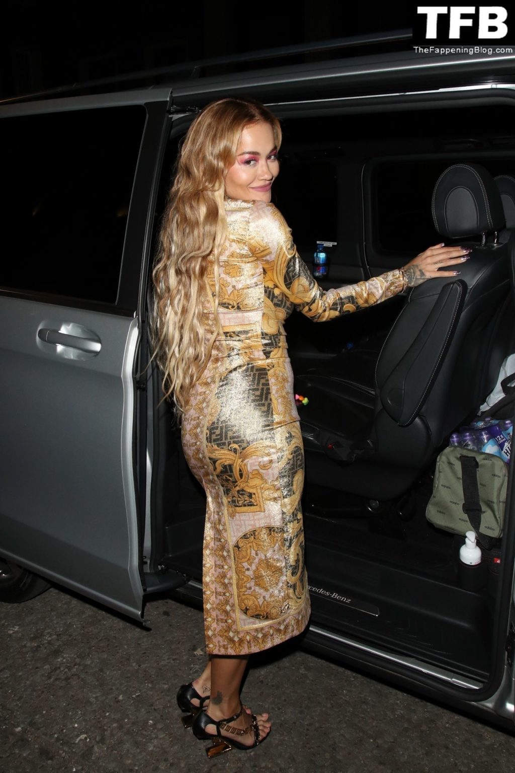 Rita Ora Looks Sexy in Mayfair (65 Photos)