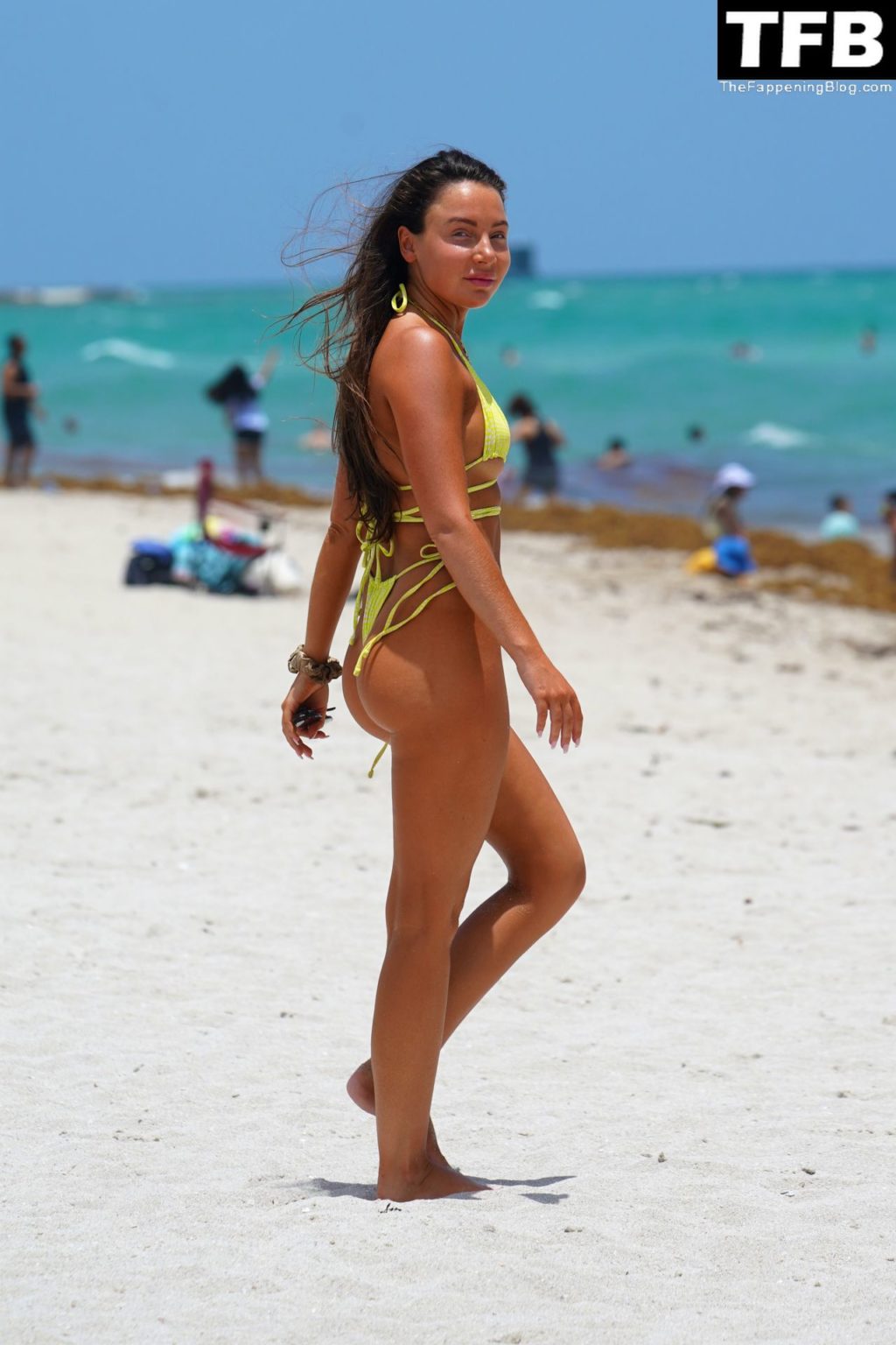Shero Carroll Stuns in a Thong Bikini During Miami Swim Week (34 Photos)