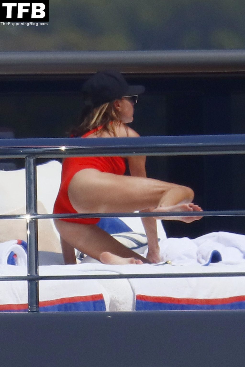 David Beckham &amp; Victoria Beckham Have Fun Aboard a Mega Yacht in Antibes (48 Photos)