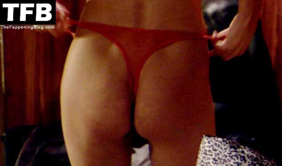 Amanda Swisten Nude &amp; Sexy (6 Pics)