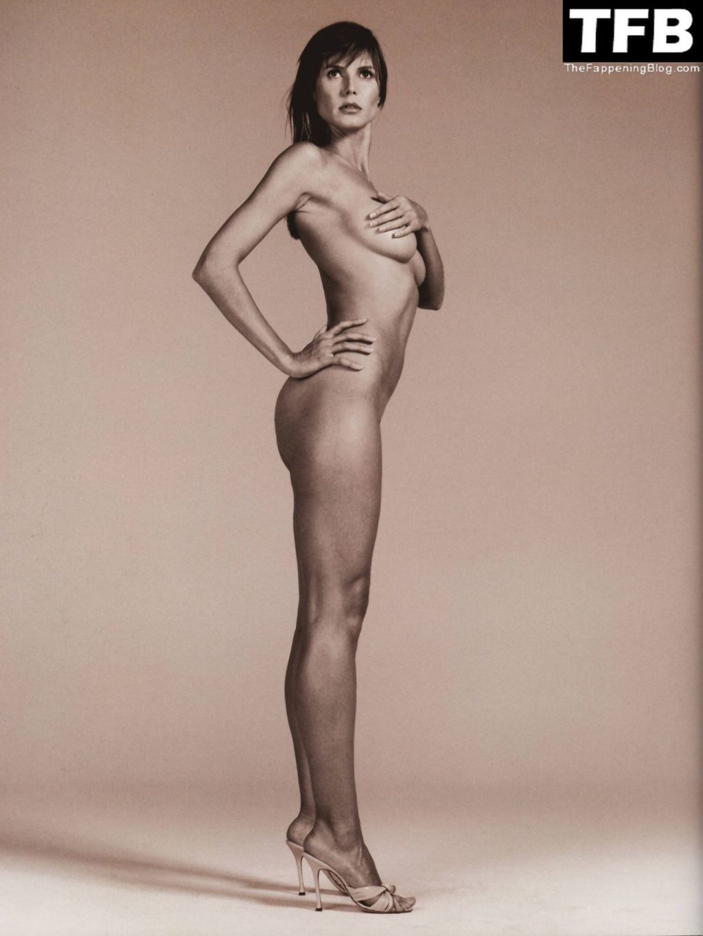 Heidi Klum Nude &amp; Sexy Collection – Part 2 (150 Photos)