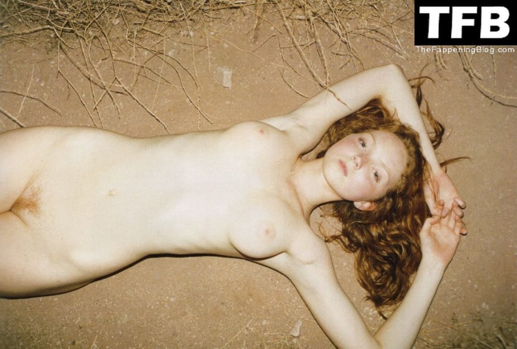 Lily Cole Nude &amp; Sexy Collection (43 Photos)