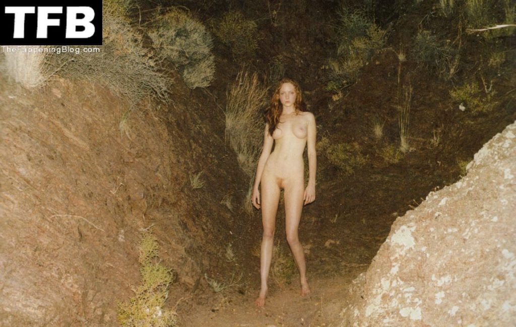 Lily Cole Nude &amp; Sexy Collection (43 Photos)