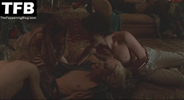 Toni Collette Nude Leaks Photo 58