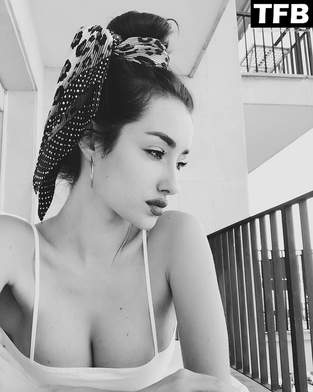 Adara Molinero Nude &amp; Sexy Collection (150 Photos)
