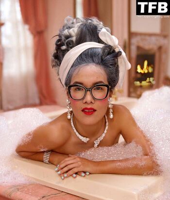 Ali Wong Topless &amp; Sexy Collection (78 Photos + Videos)