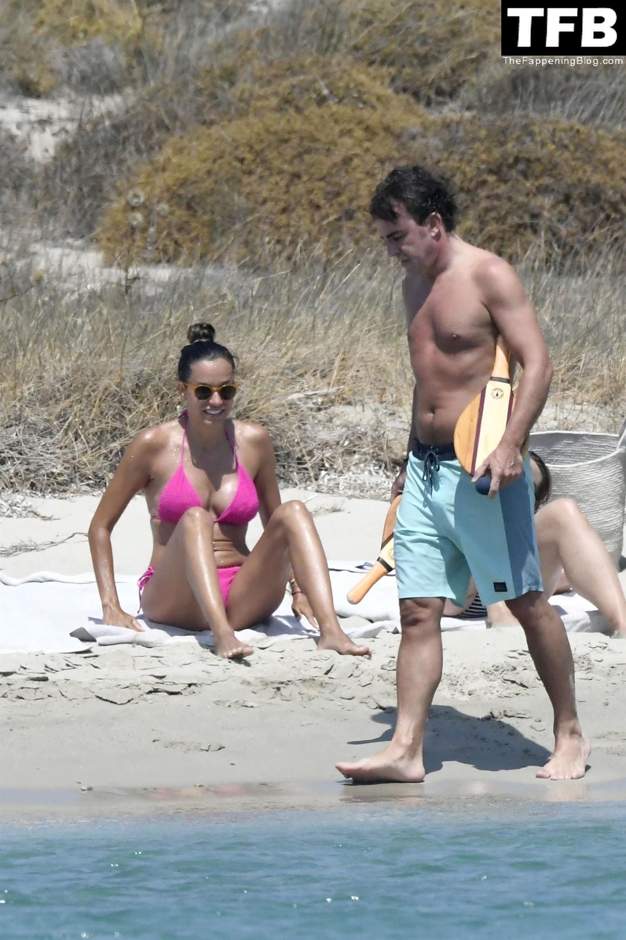 Andrea Schlager Enjoys the Beach with Fernando Alonso in Greece (57 Photos)