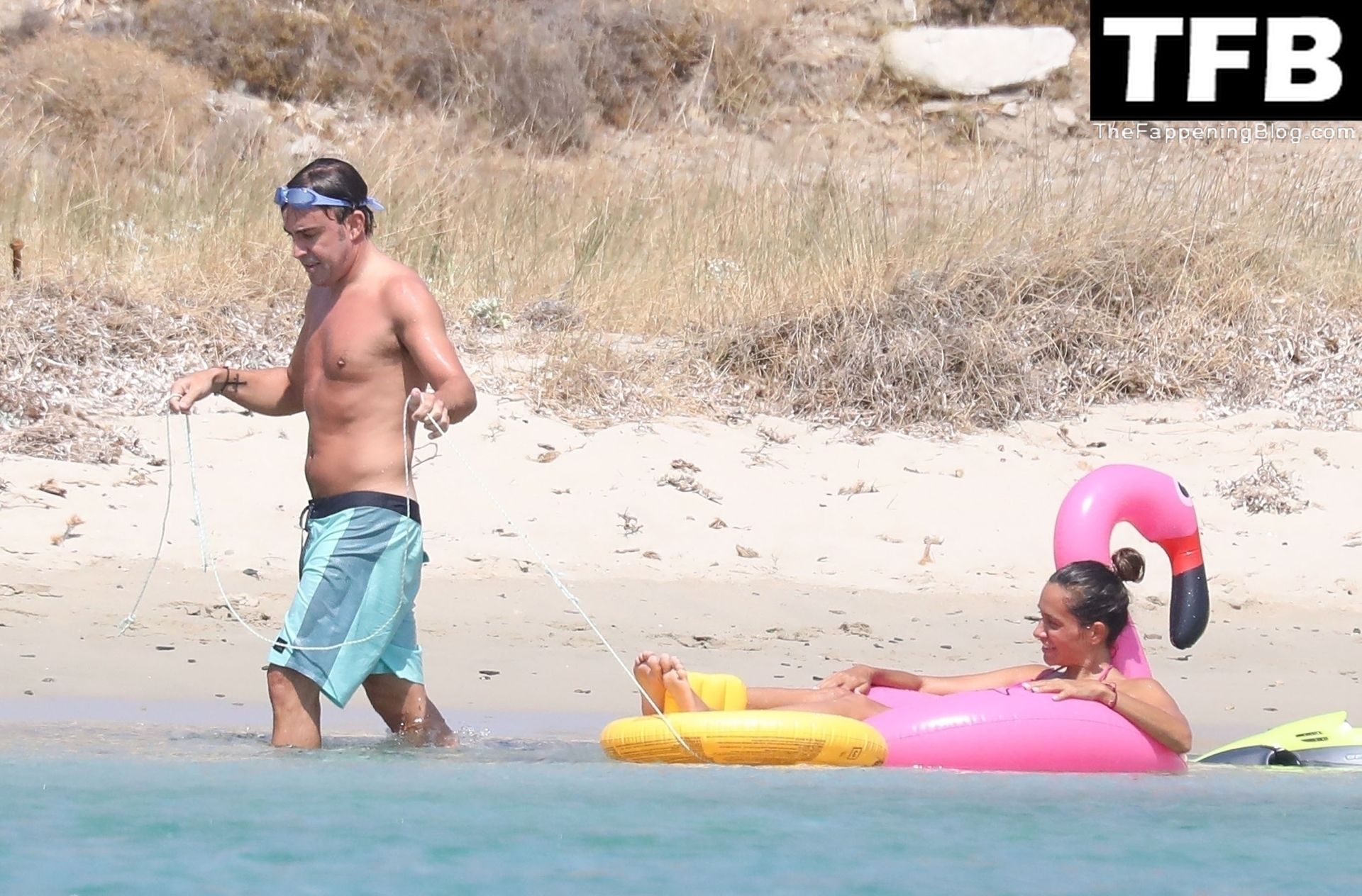 Andrea Schlager Enjoys the Beach with Fernando Alonso in Greece (57 Photos)