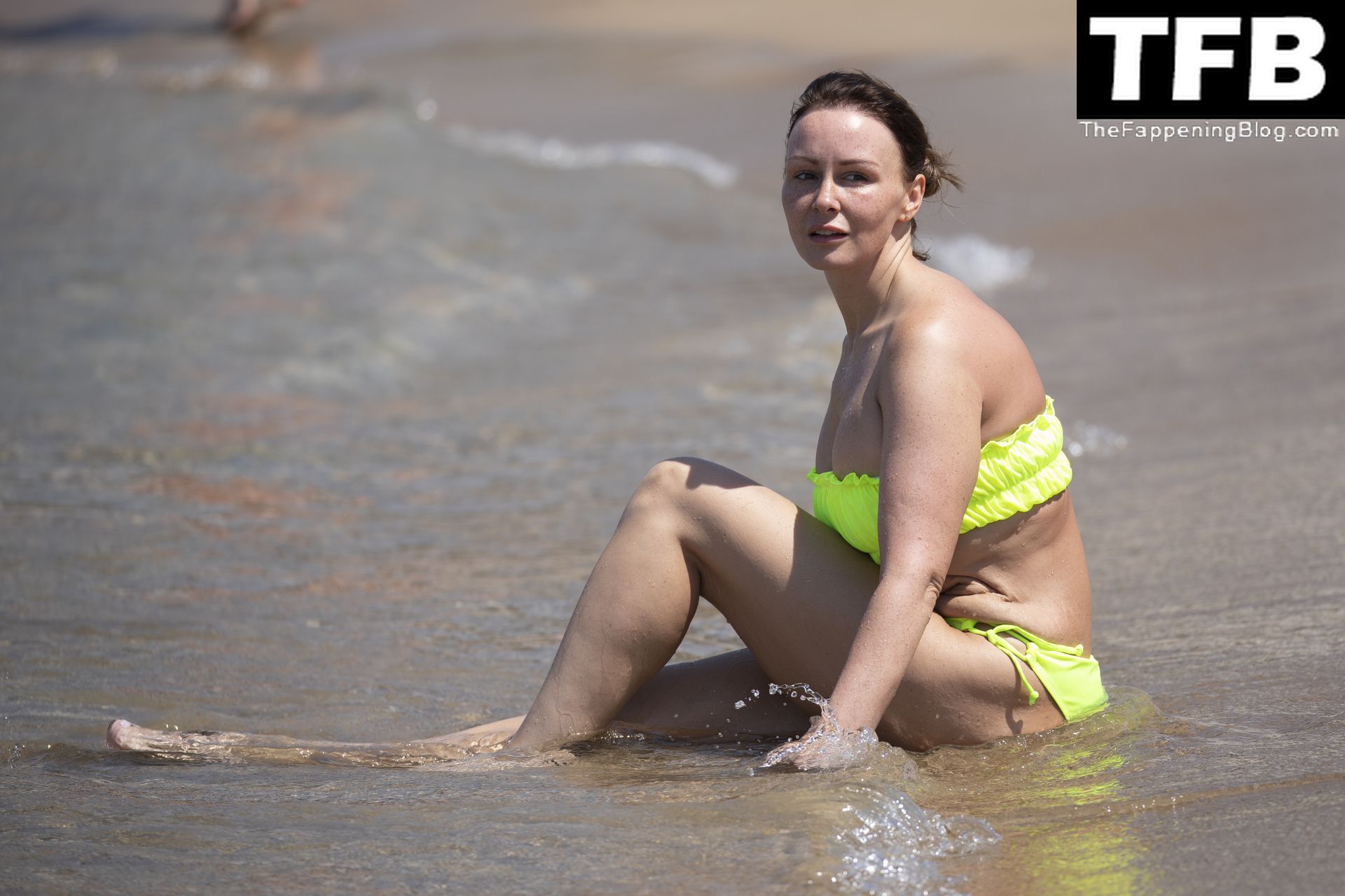 Chanelle Hayes is Seen Cooling Off in the Sea While on Holiday in Greece (64 Photos)