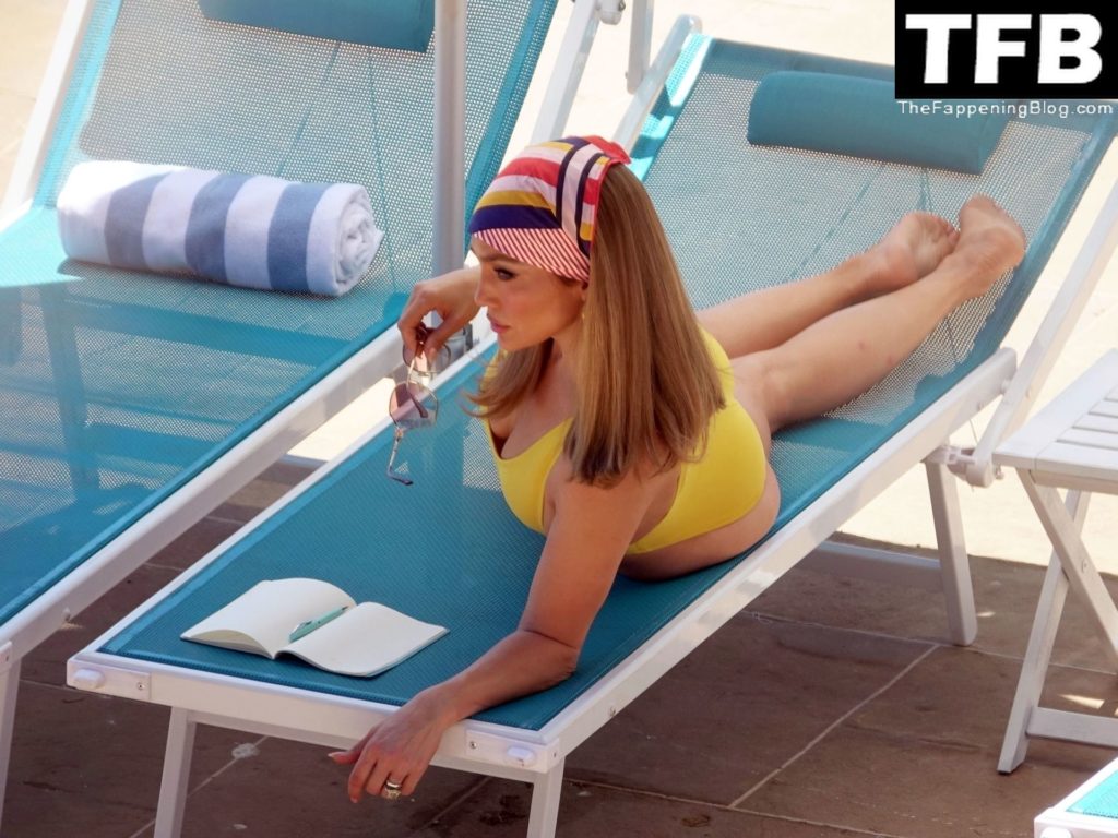 Jennifer Affleck (Lopez) Stuns in the Glorious Italian Sunshine on a Sexy Shoot in Capri (52 Photos)