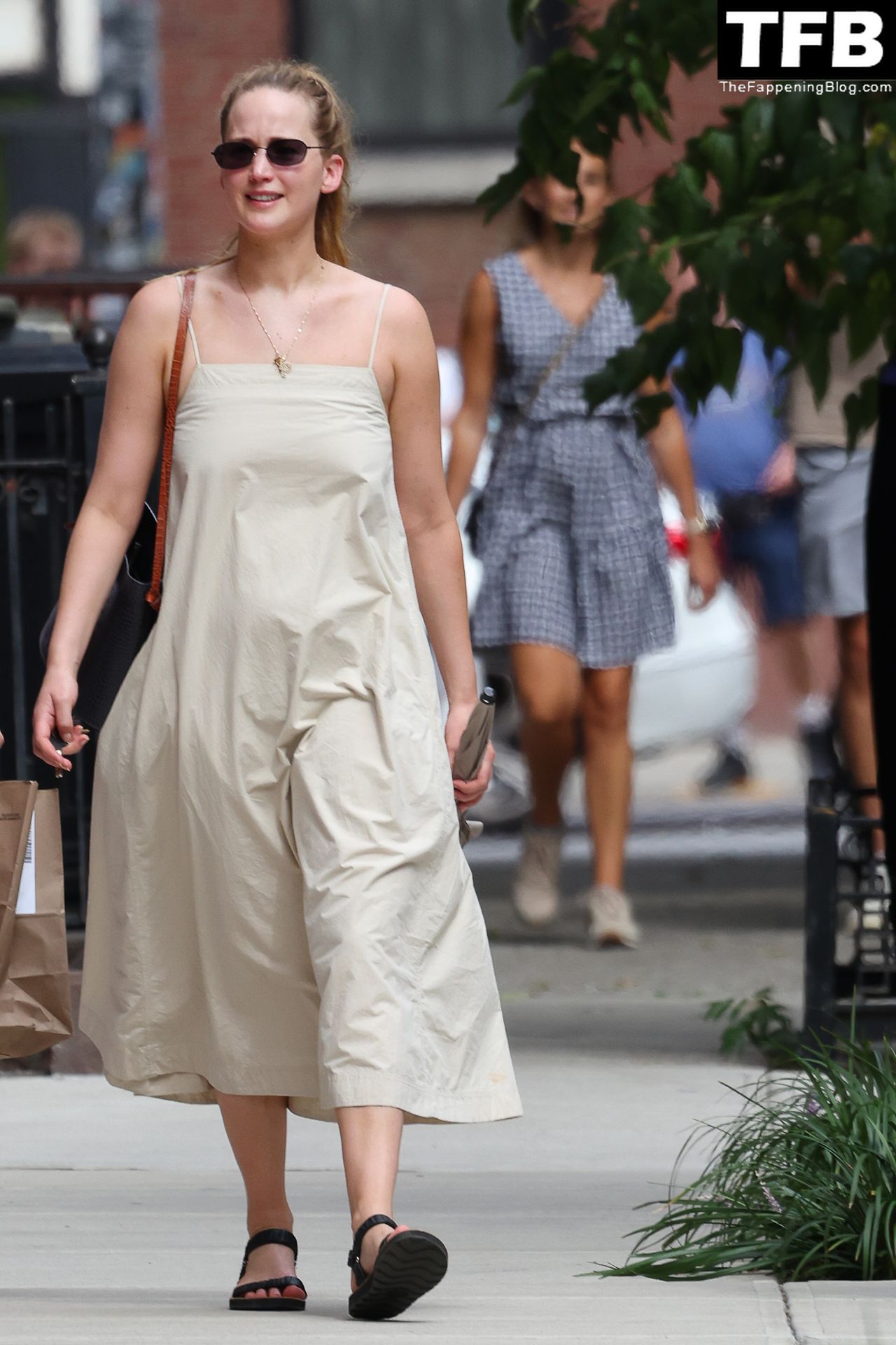 Jennifer-Lawrence-Sexy-Feet-The-Fappening-Blog-46.jpg