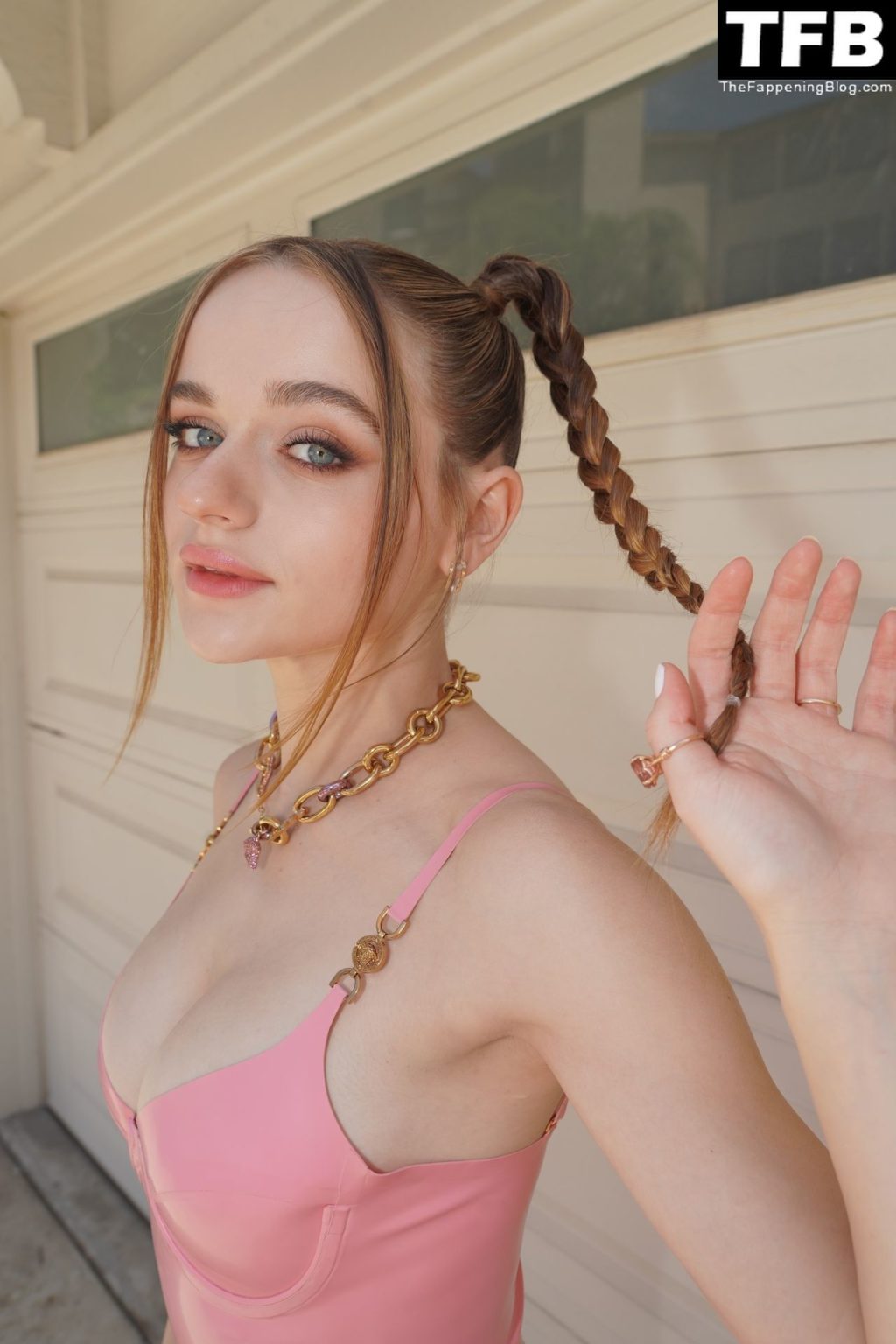 Joey King Sports a Very Sexy Pink Versace Dress and Twin Tail Braids for the “Bullet Train” Press Day (13 Photos)