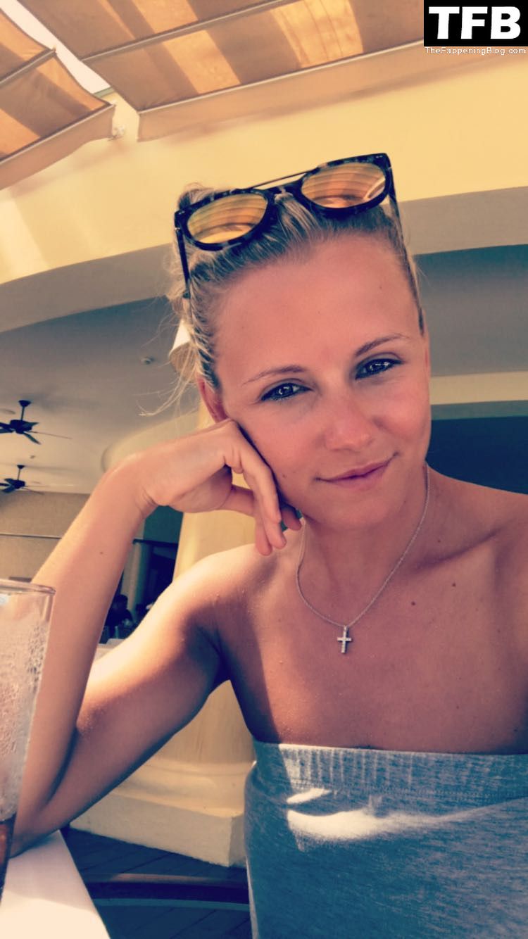 Julia Simic Nude Leaked The Fappening &amp; Sexy Collection (70 Photos + Video)