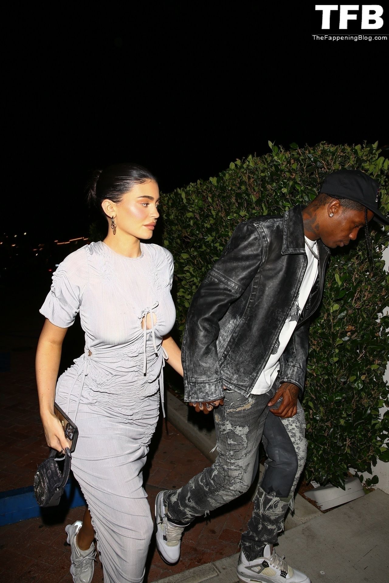 Kylie Jenner &amp; Travis Scott Arrive for a Romantic Dinner in Malibu (21 Photos)