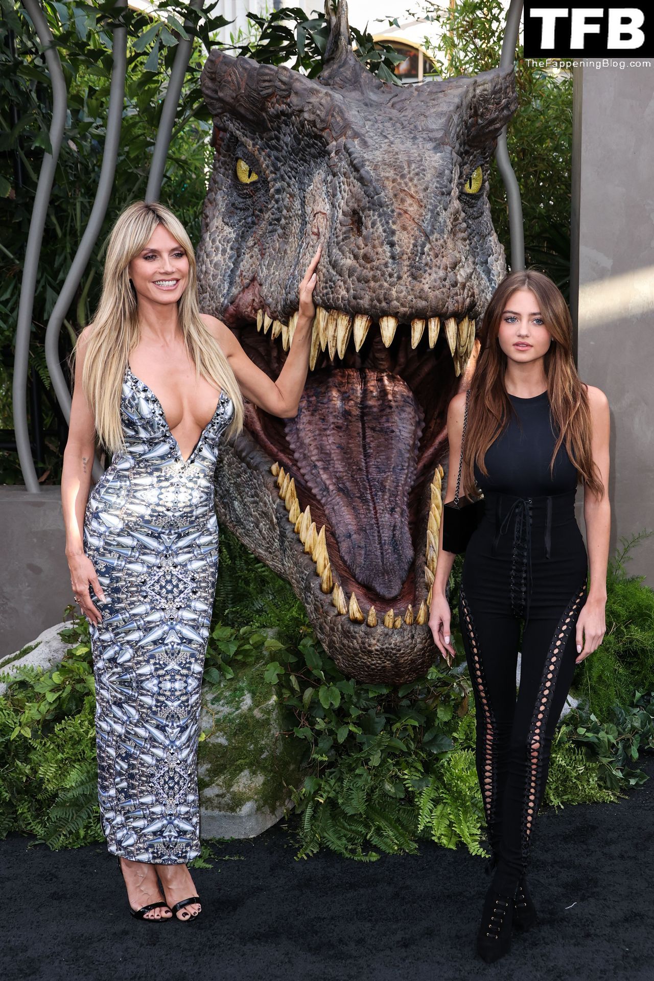 Leni Klum Looks Pretty in Black at the “Jurassic World Dominion” Premiere in Hollywood (73 Photos)