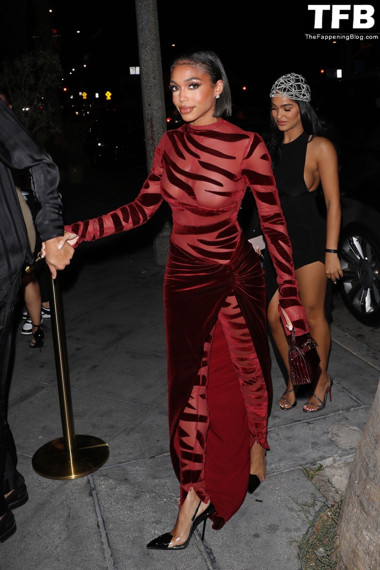 Lori Harvey Looks Stunning for a Night of Partying (27 Photos) .