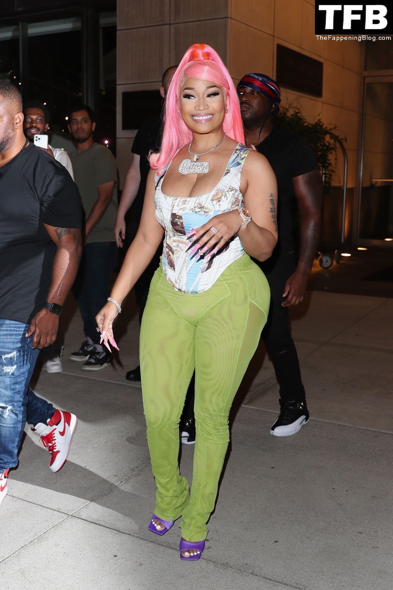 Nicki Minaj Checks Out of Her Hotel After Her Epic Night at the MTV VMA’s in NYC (38 Photos)