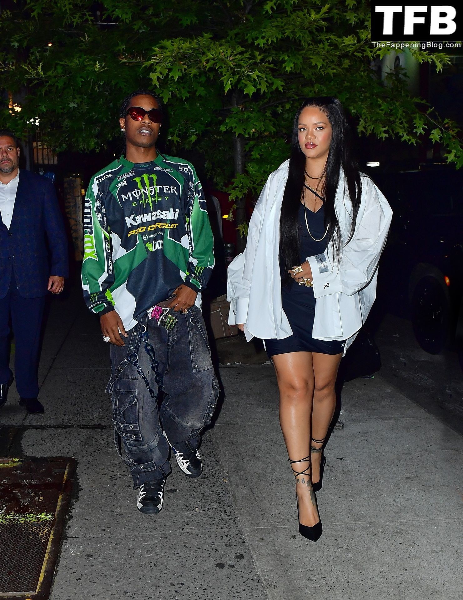 Rihanna &amp; ASAP Rocky Enjoy a Dinner Date in NYC (75 Photos)