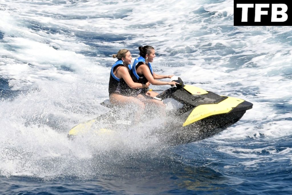 Selena Gomez Enjoys a Little Fun in the Sun During Her Italian Vacation in Positano (118 Photos)