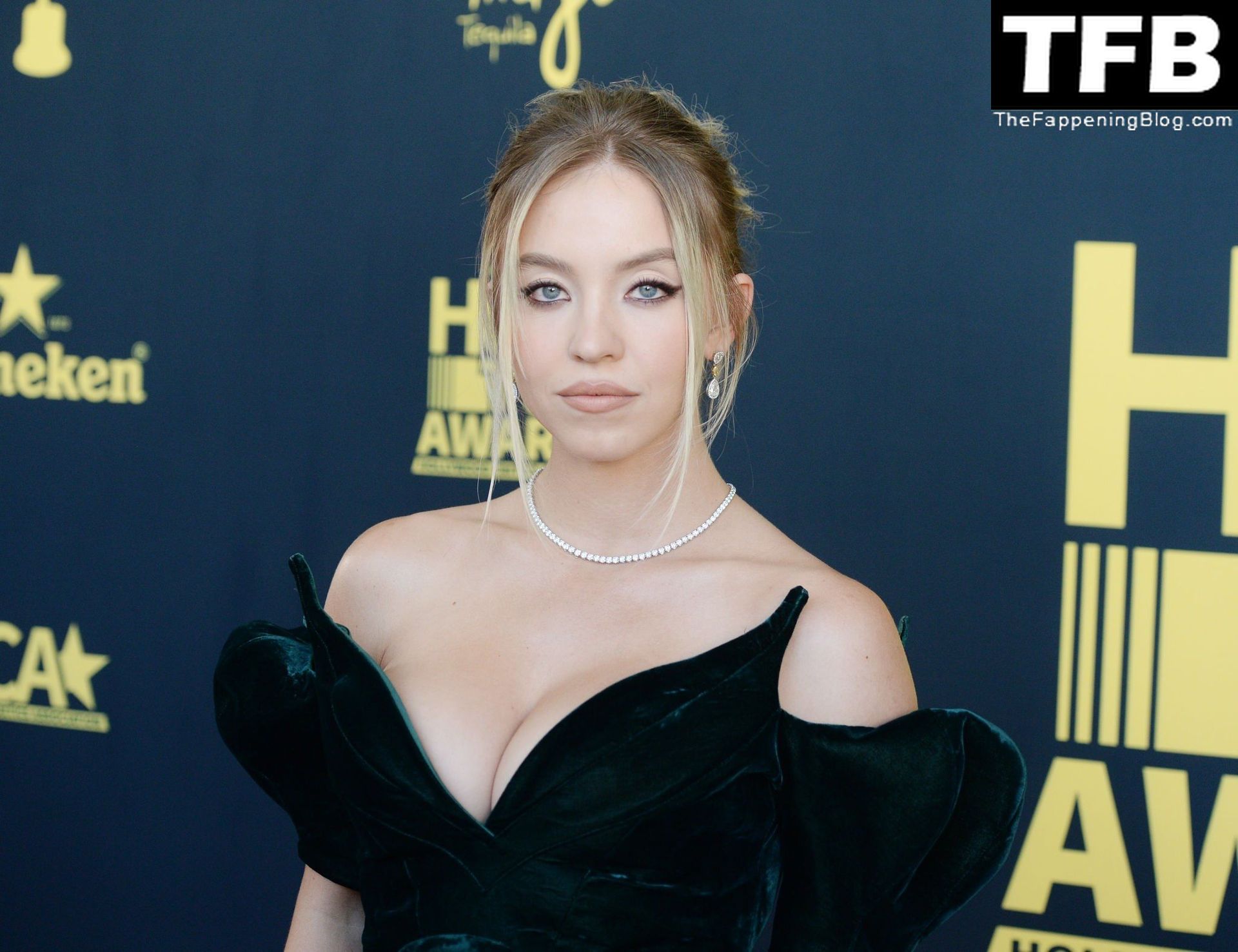 Sydney Sweeney Flaunts Nice Cleavage at the 2nd Annual HCA TV Awards (111 Photos)