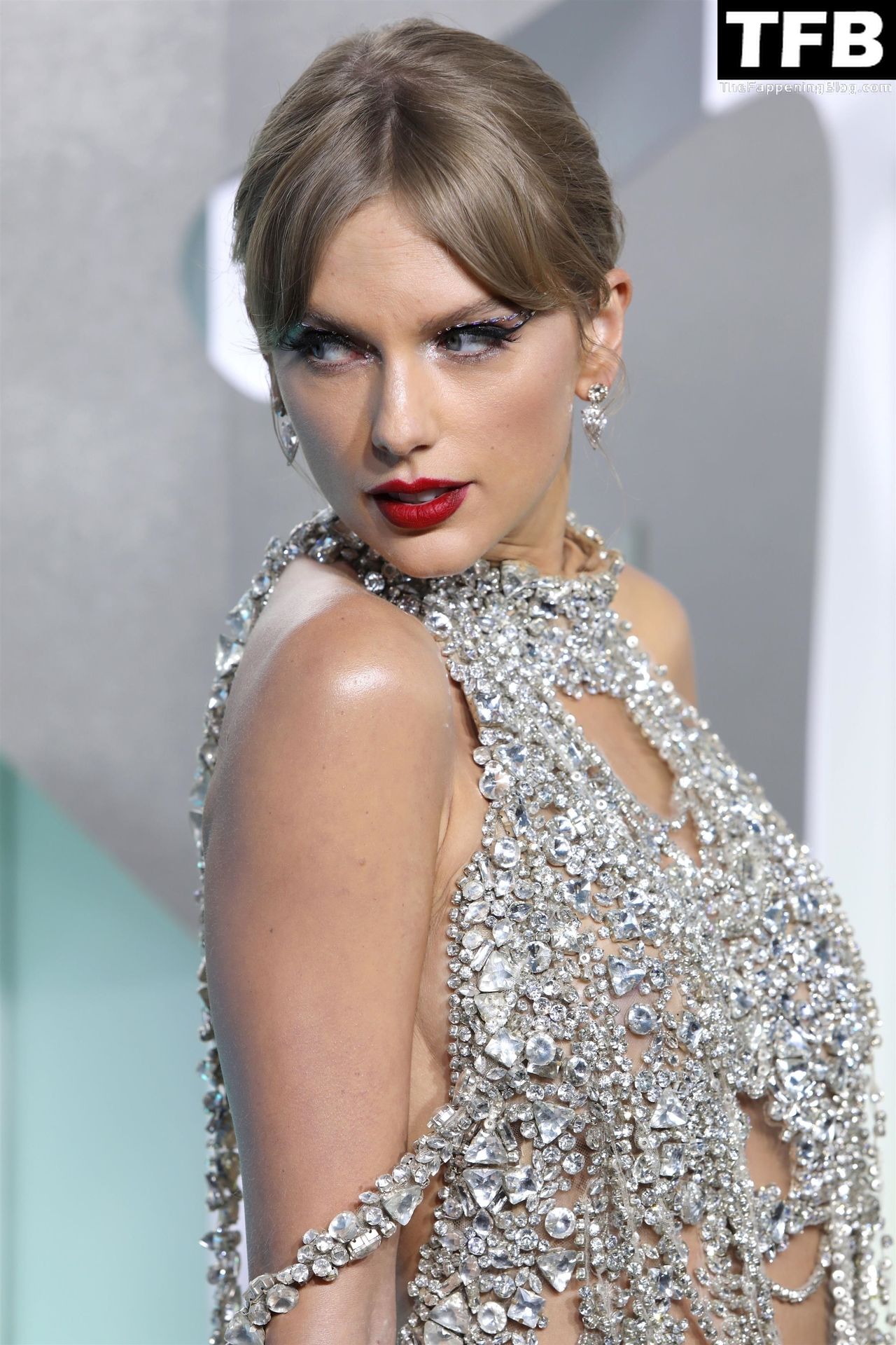 Taylor-Swift-Sexy-12-thefappeningblog.com_.jpg