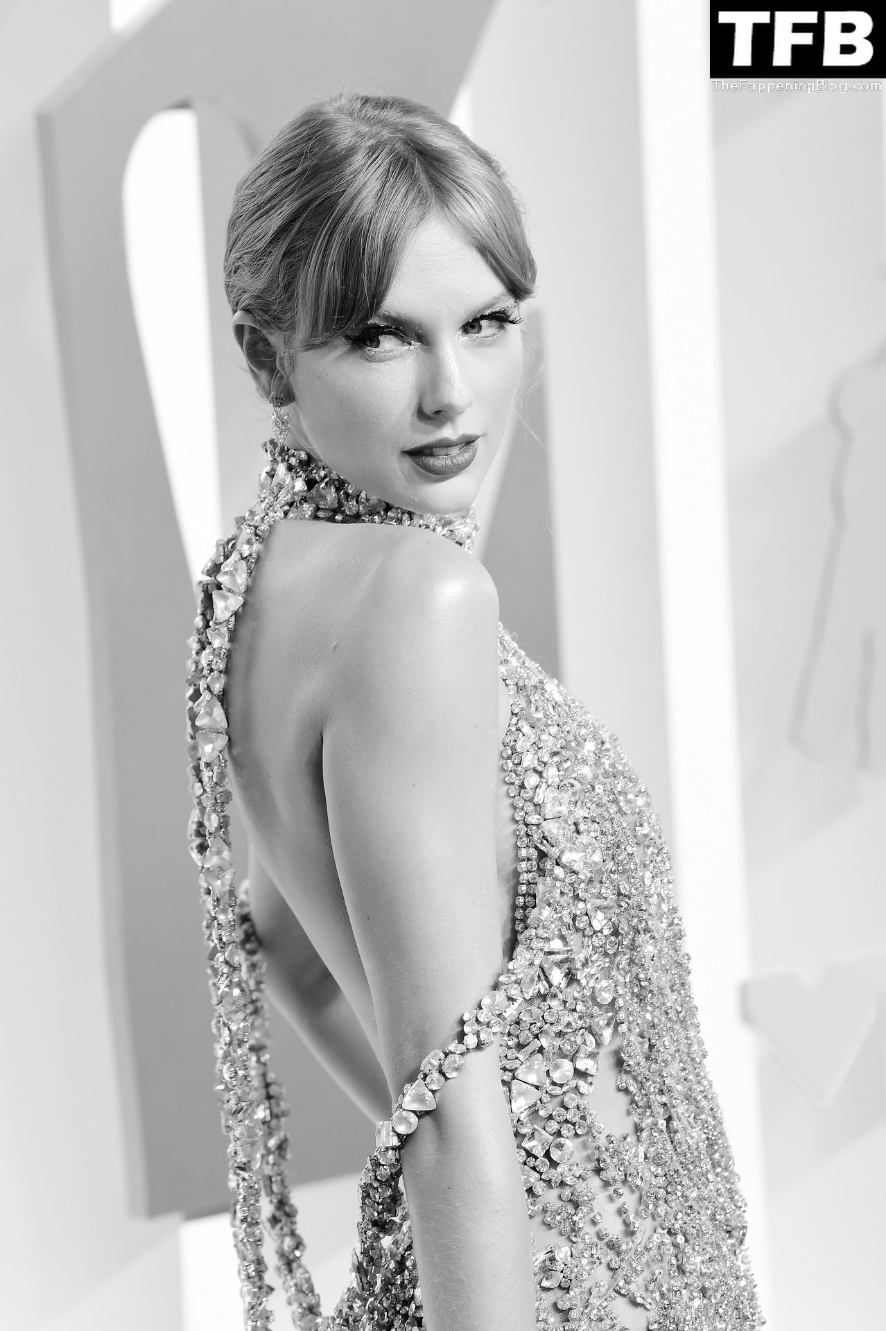 Taylor-Swift-Sexy-39-thefappeningblog.com_.jpg