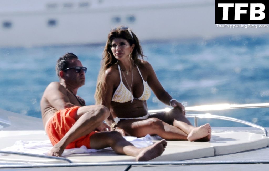 Teresa Giudice And Luis Ruelas Continue Their Honeymoon In Italy 76