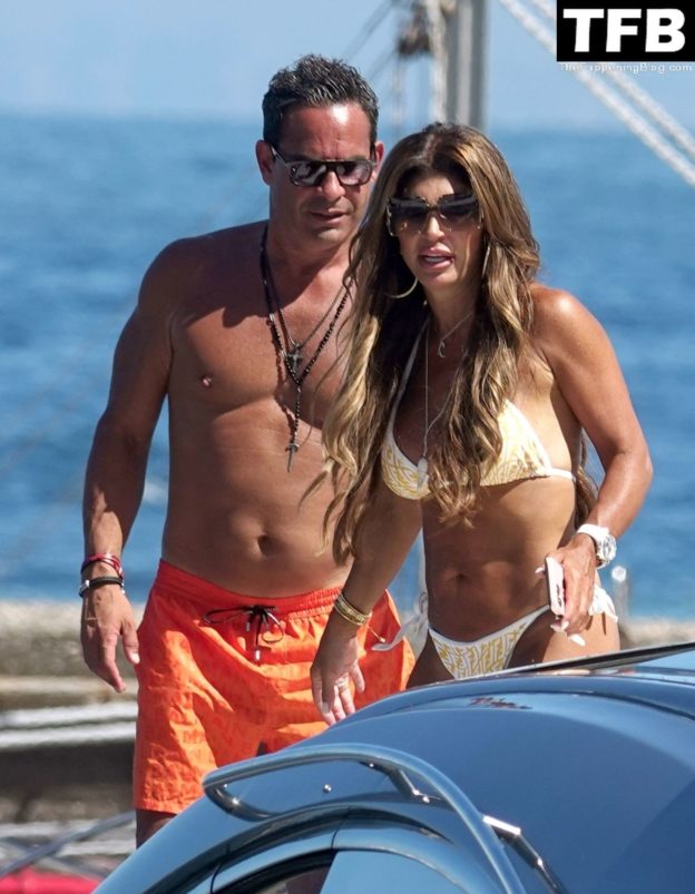 Teresa Giudice And Luis Ruelas Continue Their Honeymoon In Italy 76