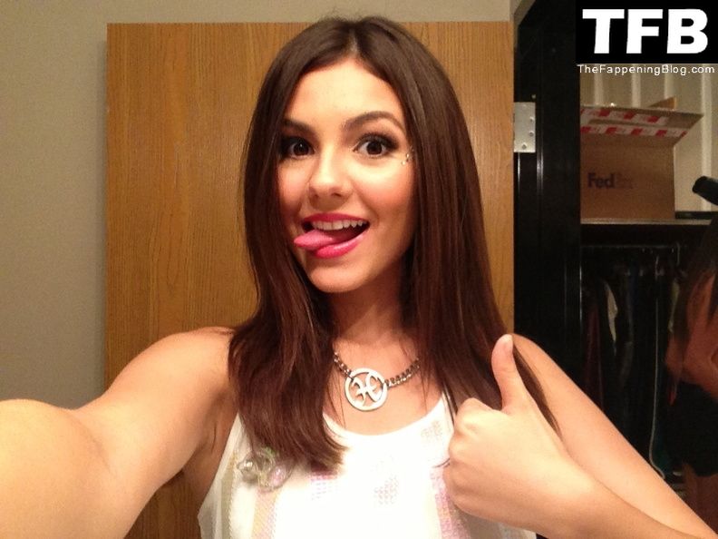 Victoria Justice Nude Leaked The Fappening &amp; Sexy Collection (154 Photos)
