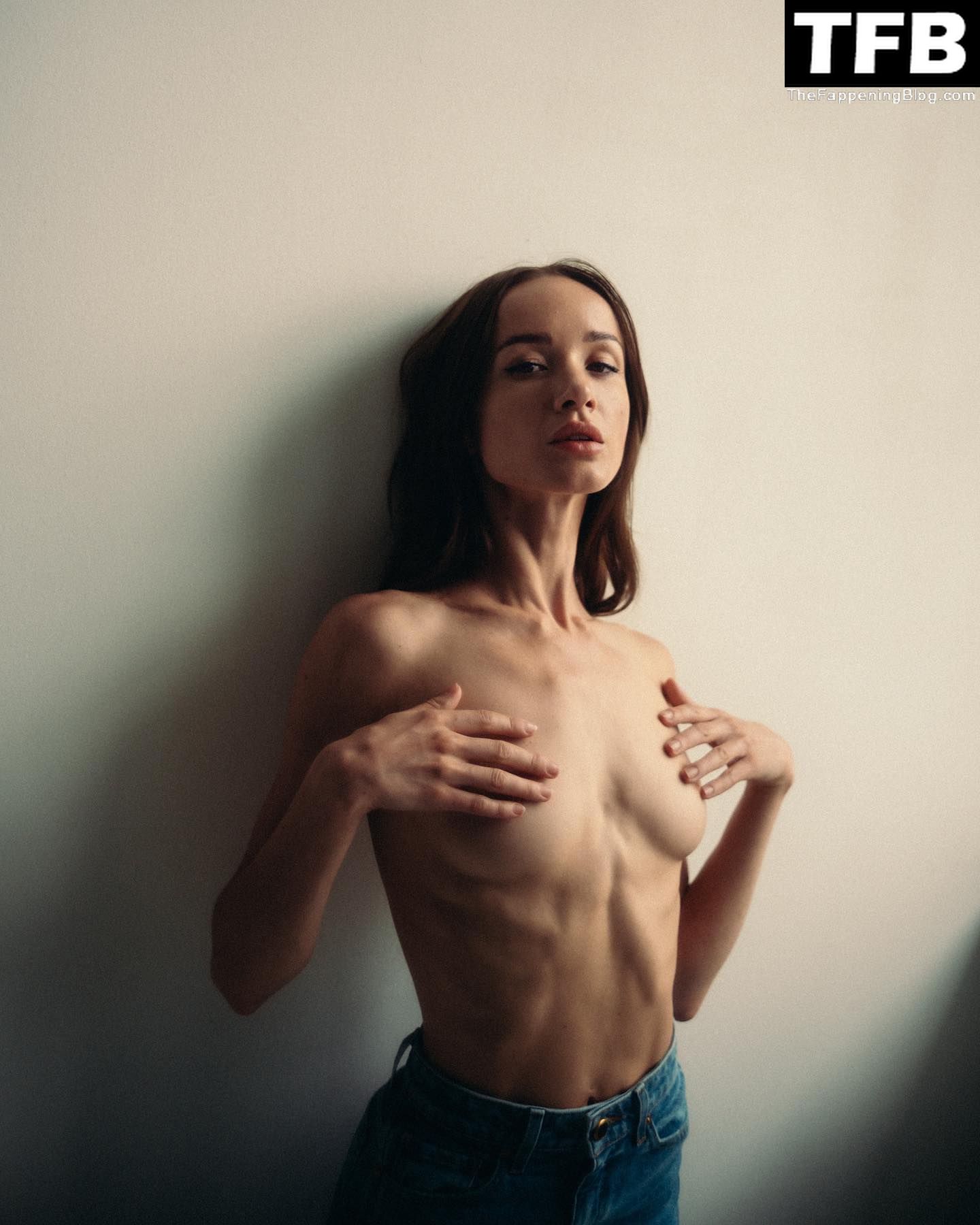Vita Goncharuk Topless (13 Photos)