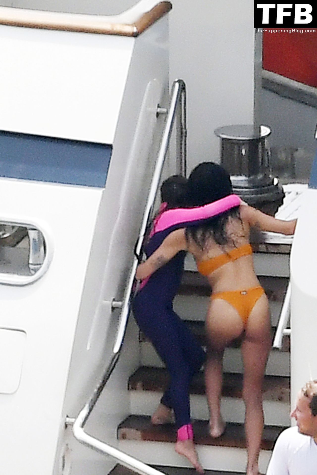 Zoe Kravitz &amp; Channing Tatum Pack on the PDA While on a Romantic Holiday on a Mega Yacht in Italy (119 Photos)