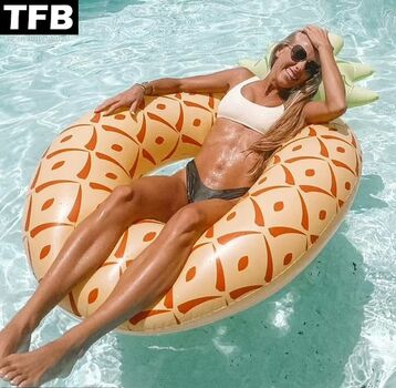 Brittany Matthews / brittanylynne Nude Leaks Photo 99