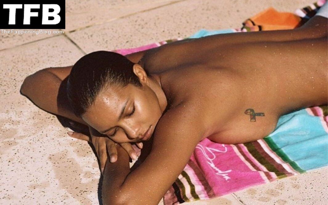 Lais Ribeiro Nude &amp; Sexy Collection – Part 2 (151 Photos)