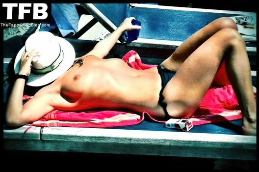 Mary-Kate Olsen / marykateolsen__ / tskatieolsen Nude Leaks OnlyFans Photo 95