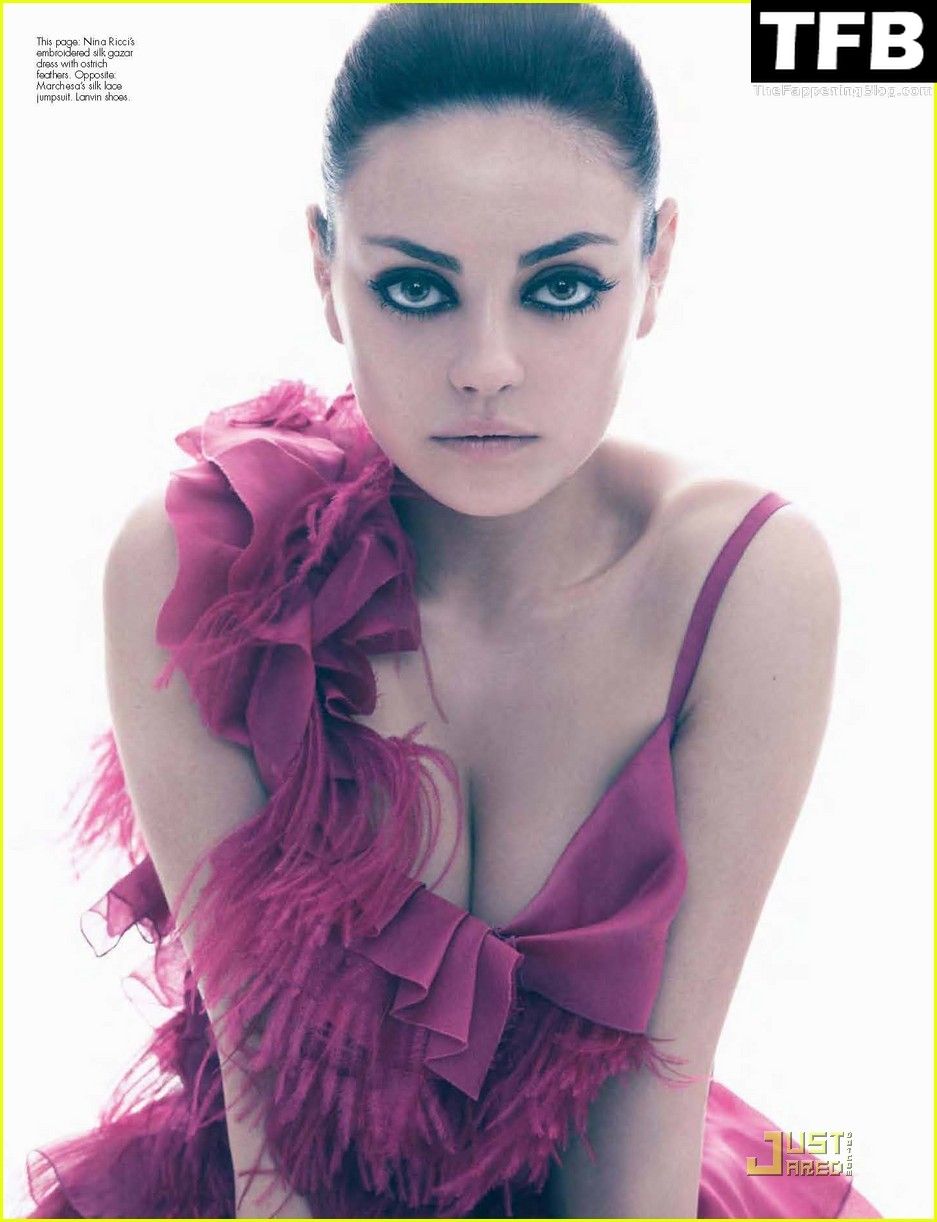 Mila Kunis Topless &amp; Sexy Collection – Part 1 (150 Photos)