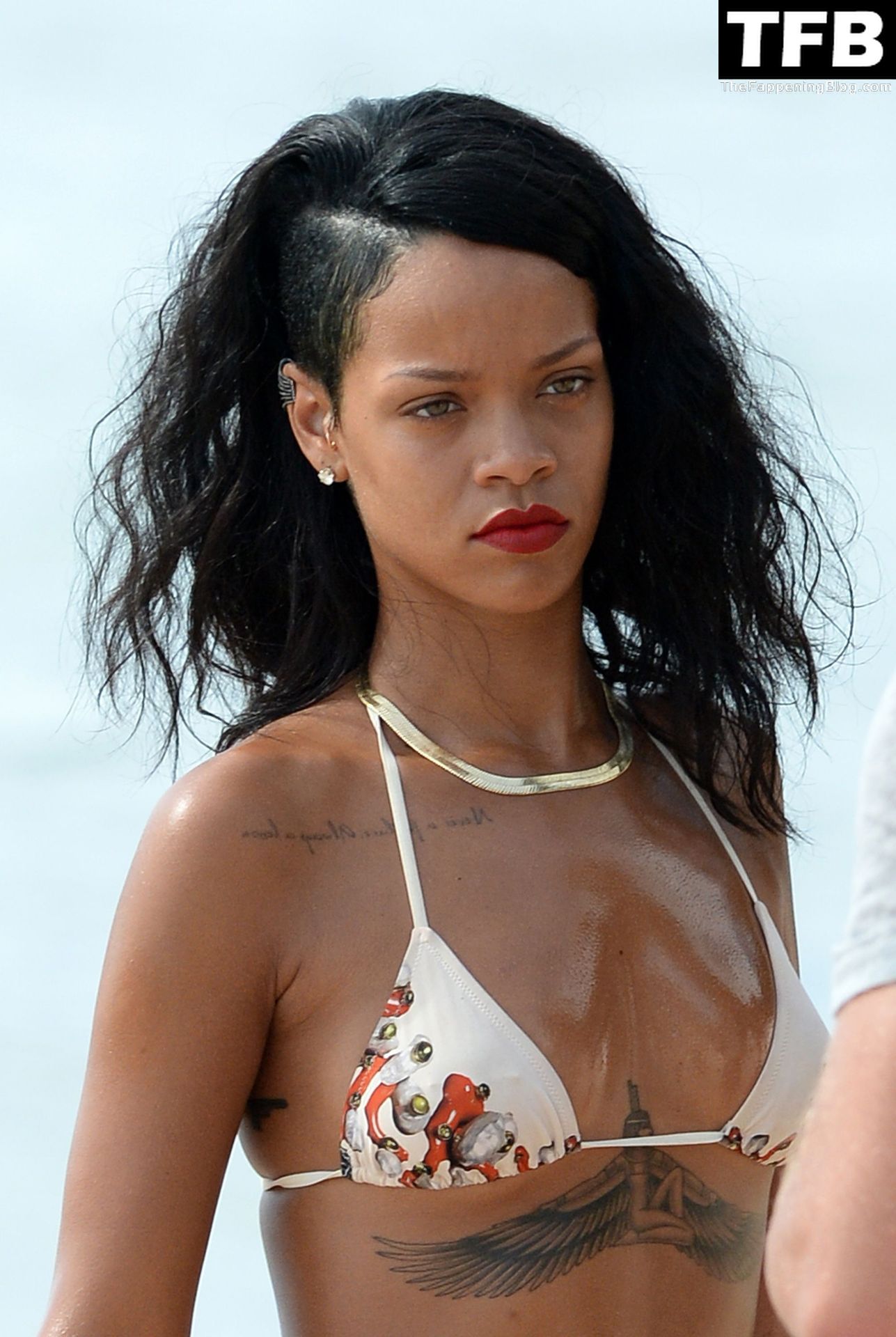 Rihanna Nude Sexy 5