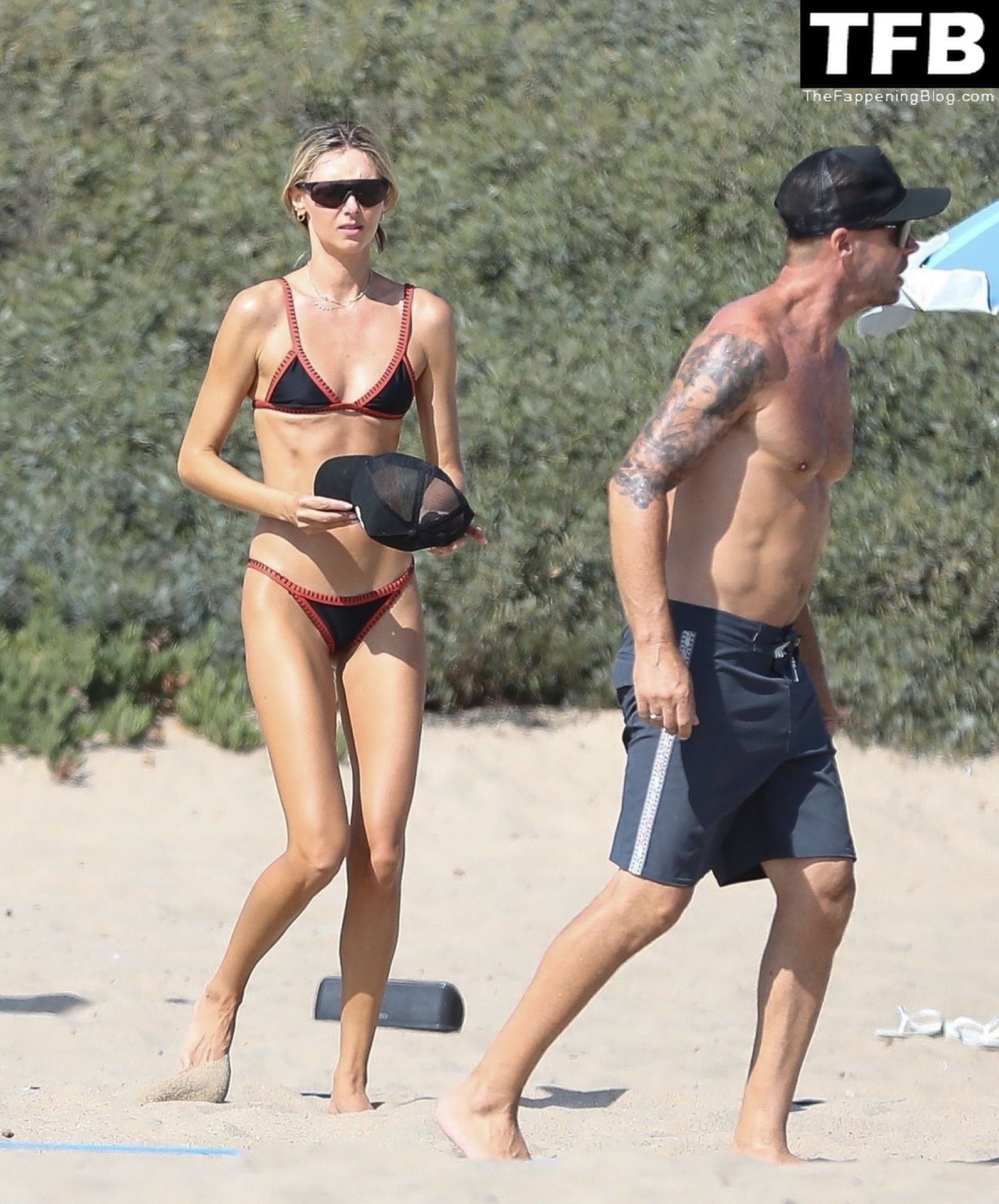 Alessandra Ambrosio Plays Beach Volleyball with Her Boyfriend and Fellow Model Friend (31 Photos)