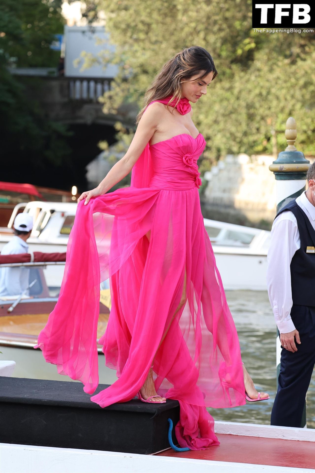 Alessandra Ambrosio Looks Stunning at the 79th Venice International Film Festival (152 Photos)