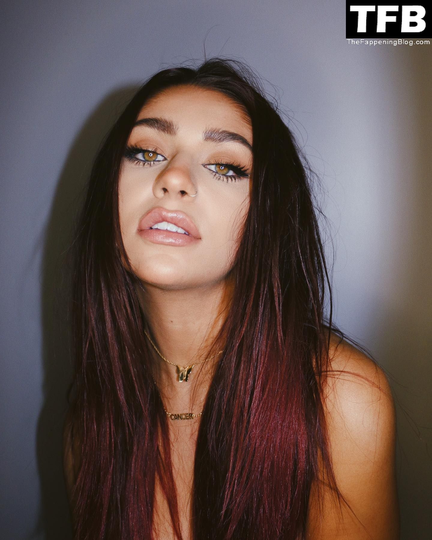 Andrea Russett Topless &amp; Sexy Collection (30 Photos)