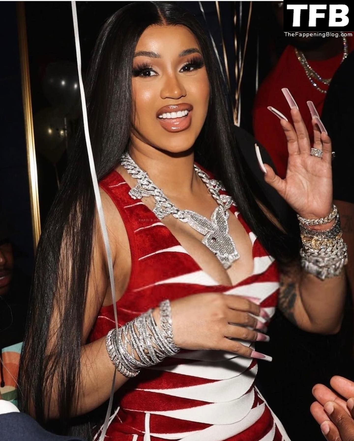 Cardi B Flaunts Her Cleavage as She Leaves a Club with Offset in NYC (8 Photos)