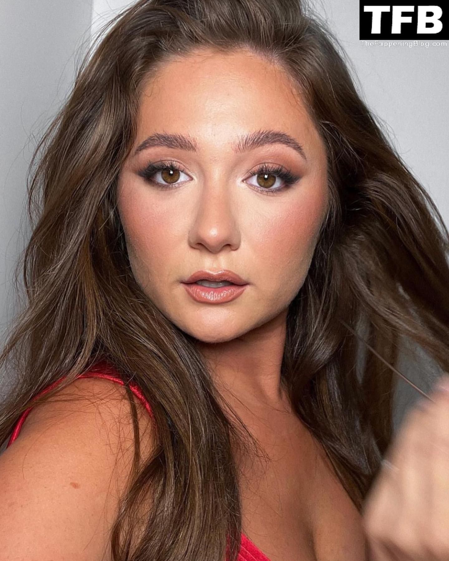 Emma-Kenney-Sexy-The-Fappening-Blog-8.jpg