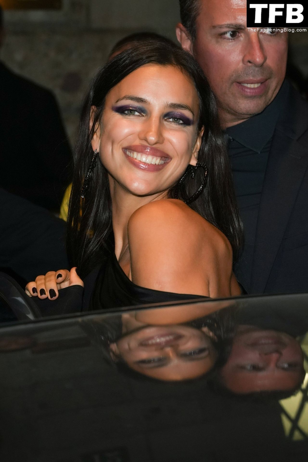 Irina Shayk Shows Off Her Sexy Legs as She Arrives to Versace After Party During Milan Fashion Week (23 Photos)