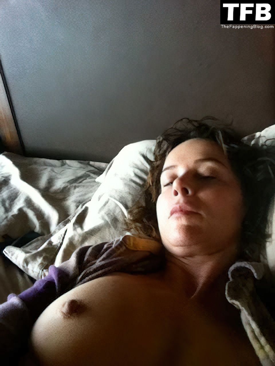 Jennifer Grey Nude Sexy Leaked Fappening 1