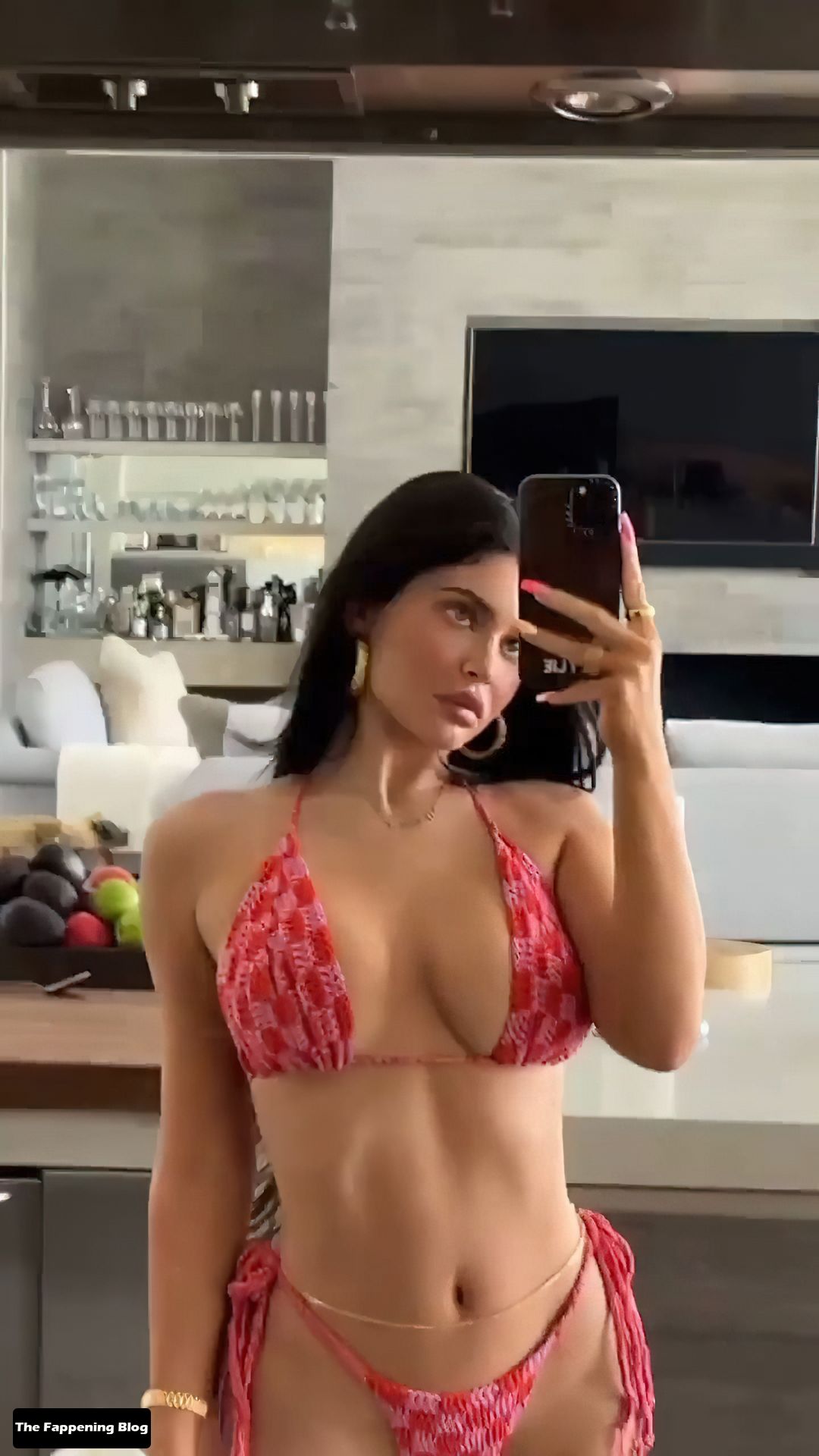 Kylie Jenner Sexy 15