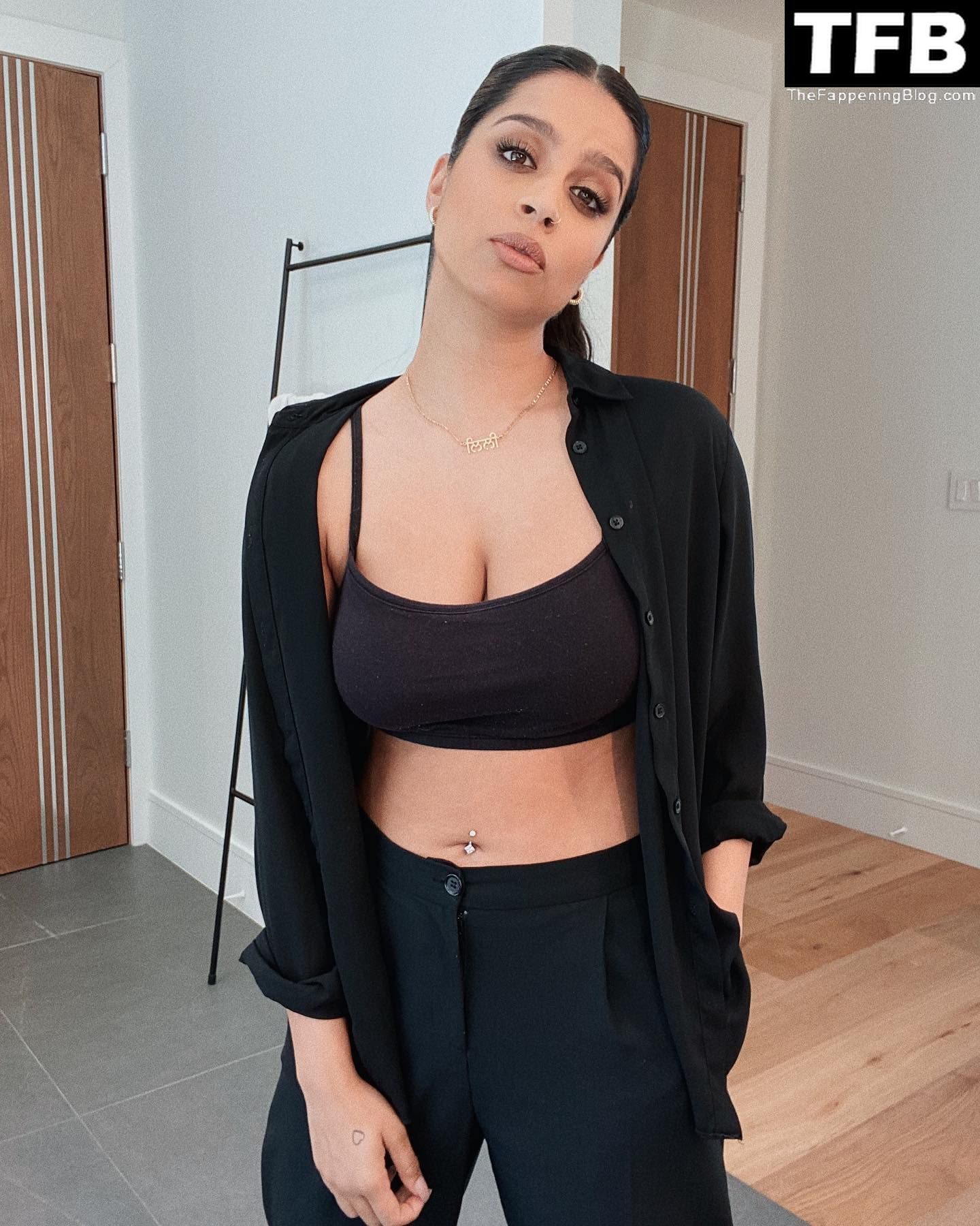 Lilly-Singh-Topless-Sexy-38-thefappeningblog.com_.jpg
