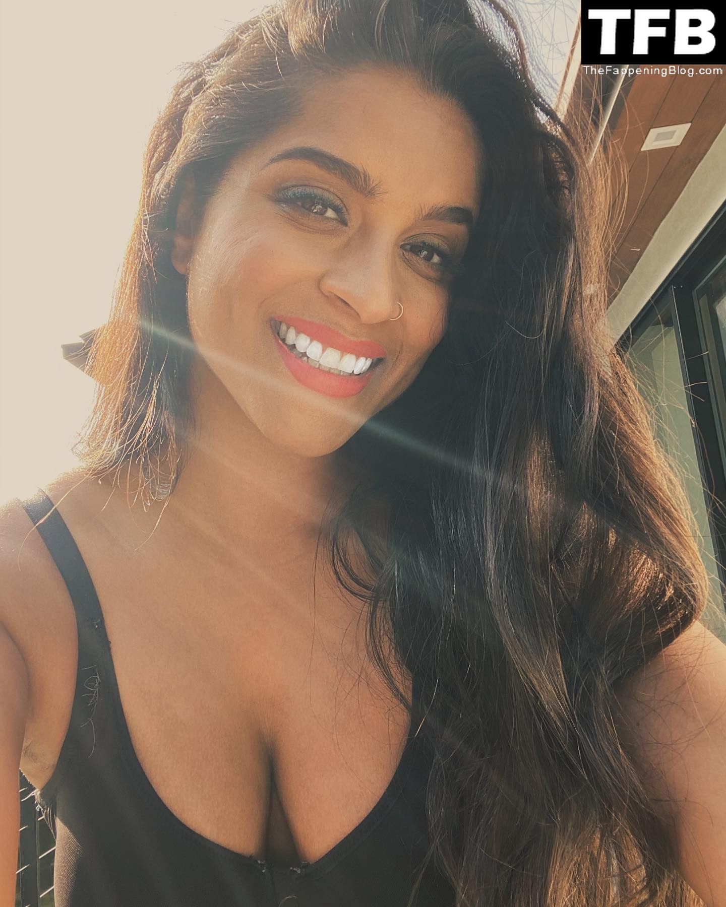 Lilly-Singh-Topless-Sexy-8-thefappeningblog.com_.jpg